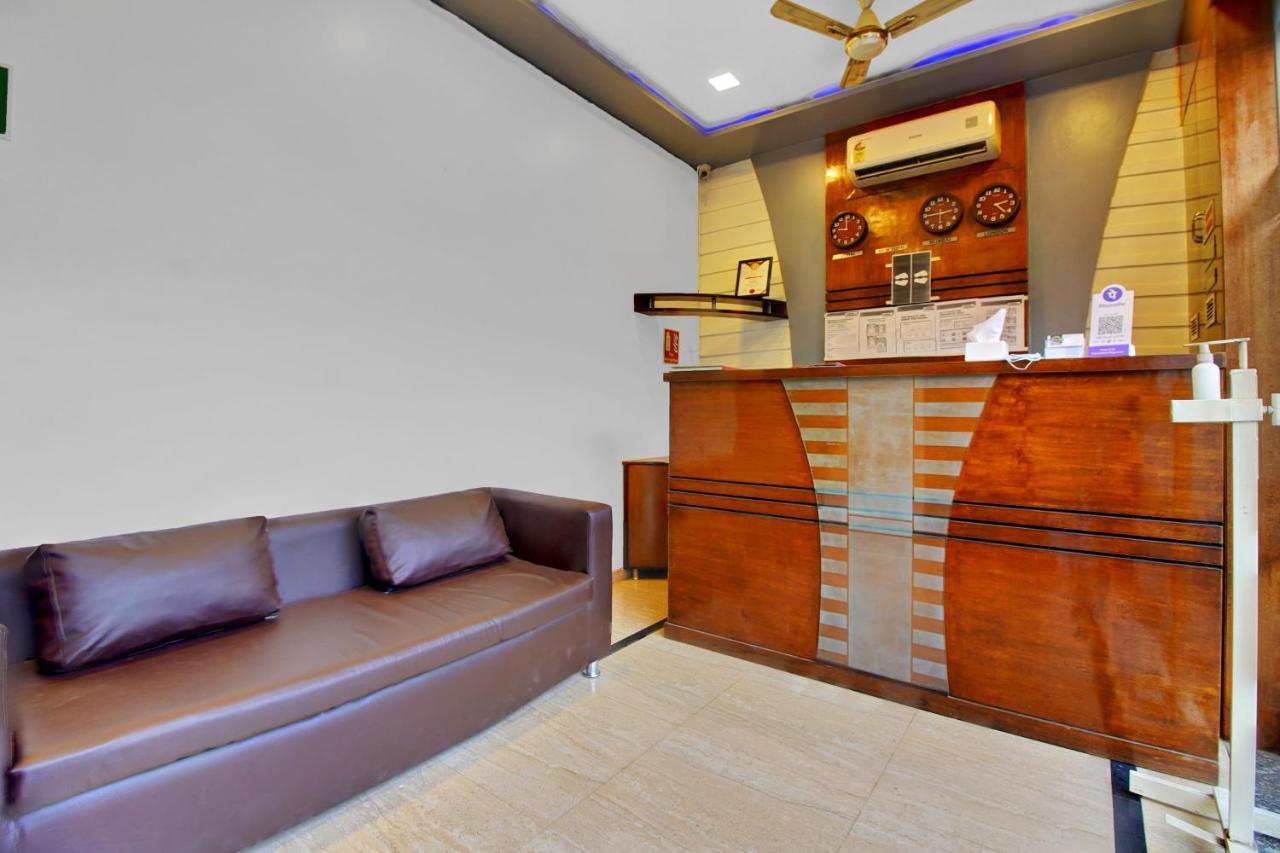 Flagship 83490 Hotel Bently Palace Мумбай Екстериор снимка